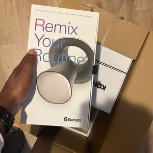 Bluetooth shower speakers